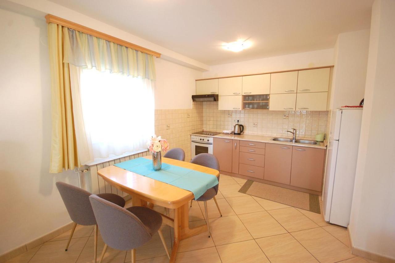 מאלינסקה Apartment Jelka מראה חיצוני תמונה