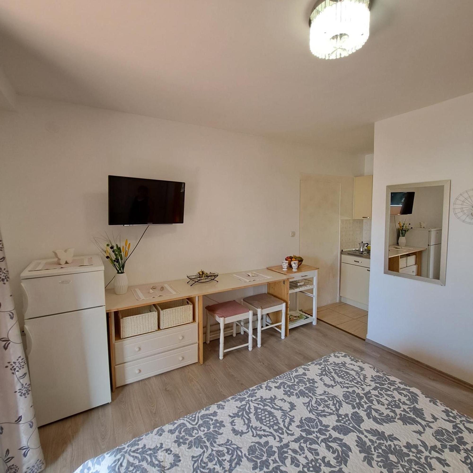 מאלינסקה Apartment Jelka מראה חיצוני תמונה